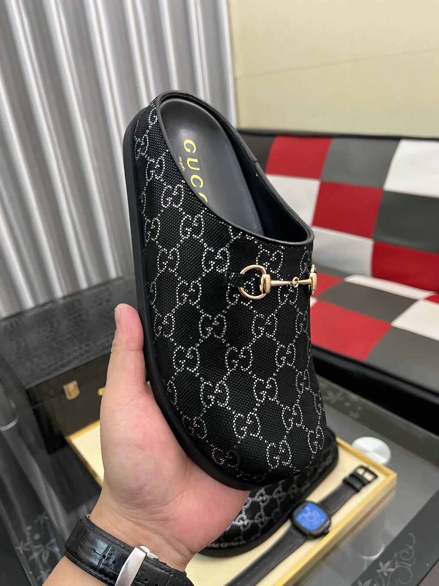 Ex-factory price: 438⌚️⌚️[Gucci] 2025 new season half-slip men's shoes, made of Italian imported first-layer frosted cowhide➕sheepskin lining, original hardware buckle, original combination wear-resistant outsole, real shot 🎬 Very comfortable on the feet, size 38-44